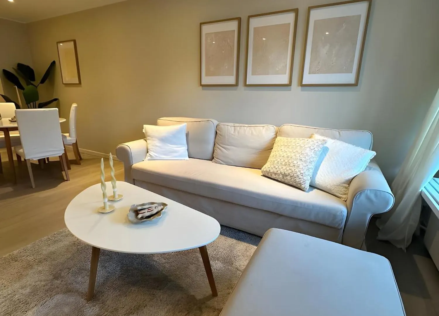 Cute Apartment In High Rise Bergen
